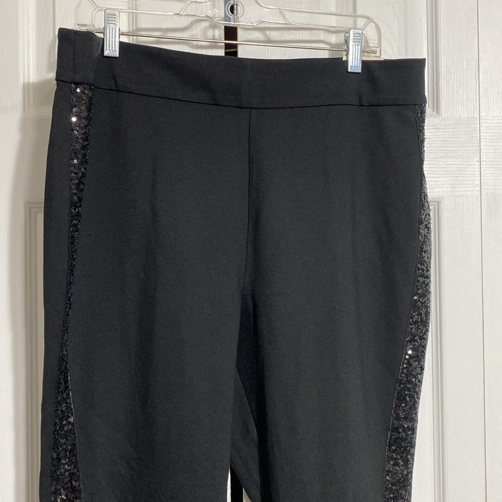 Lane Bryant NWT black sequin ponte mid rise leggings pants size 18 / 20 - Picture 2 of 12